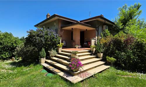 Villa In Vendita a Rimini