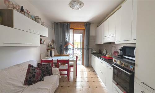 Trilocale a Viserba con terrazzo