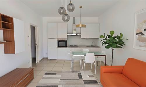 Bilocale ingresso indipendente con garage